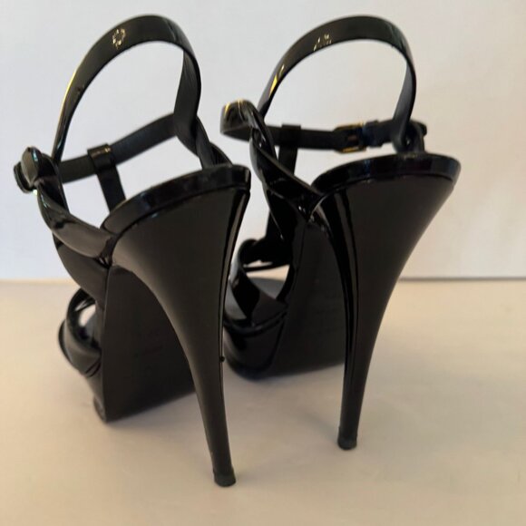 YSL Tribute Sandal in Blk Patent Leather - Picture 8 of 15